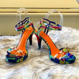 Bandolino Tropical strappy platform heels size 8.5W